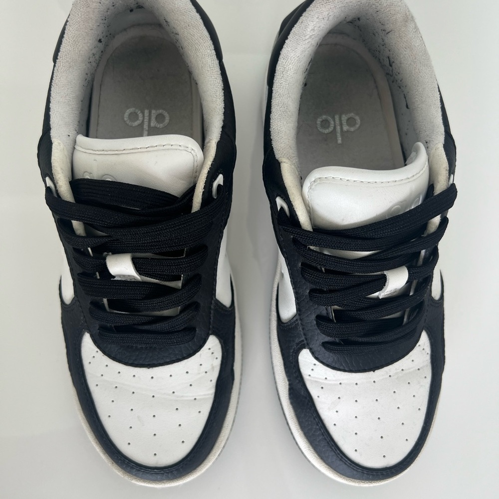 ALO Yoga Black and White Athletic Sneakers - Picture 4 of 9